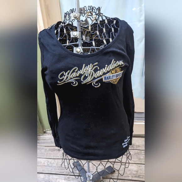 Harley-Davidson Tops - Women's Harley Davidson cut out top. Appliqued top. Size M